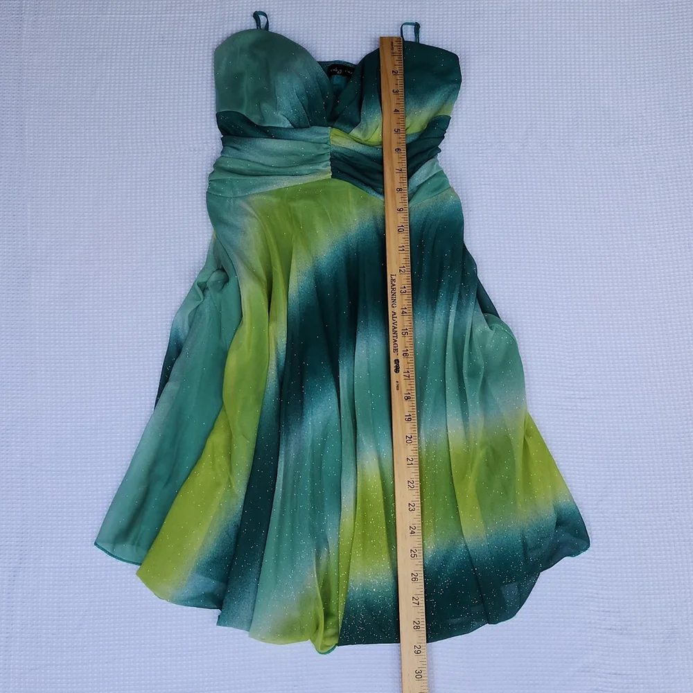 Green Ombre Spaghetti Strap Dress - Picture 8 of 10
